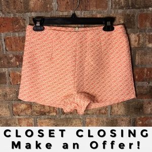 Faisca coral cream geometric patterned shorts